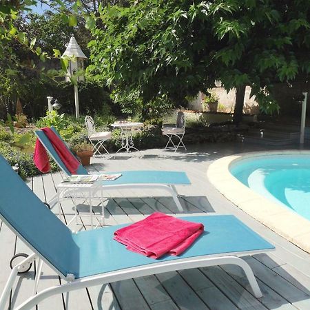 몽모리옹 L'Arbre D'Ange B&B 외부 사진