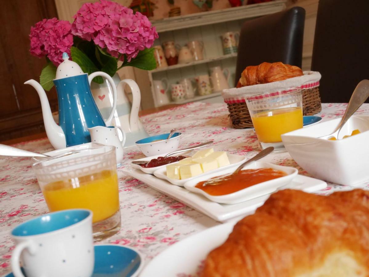 몽모리옹 L'Arbre D'Ange B&B 외부 사진