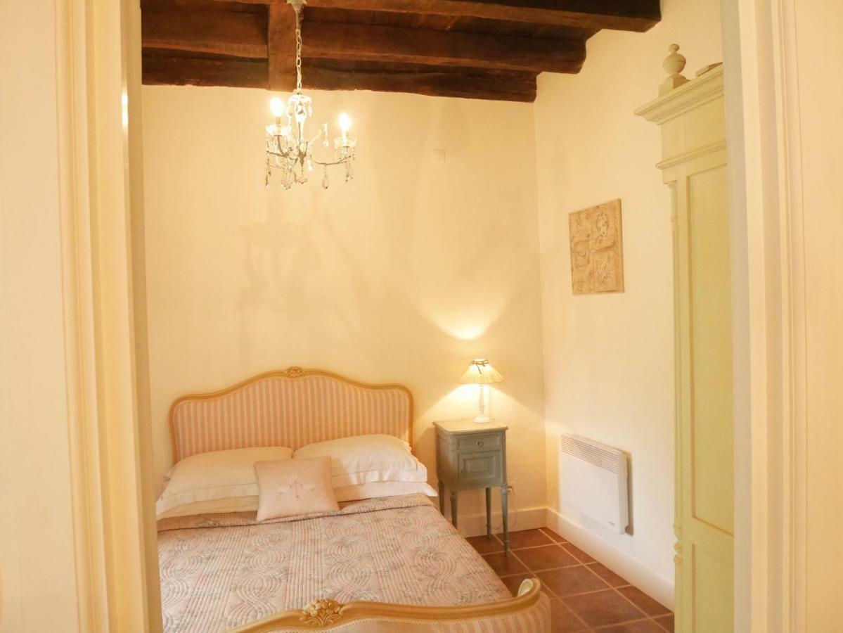 몽모리옹 L'Arbre D'Ange B&B 외부 사진
