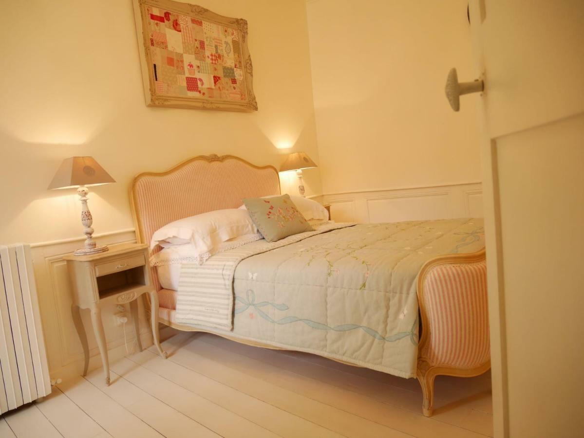 몽모리옹 L'Arbre D'Ange B&B 외부 사진