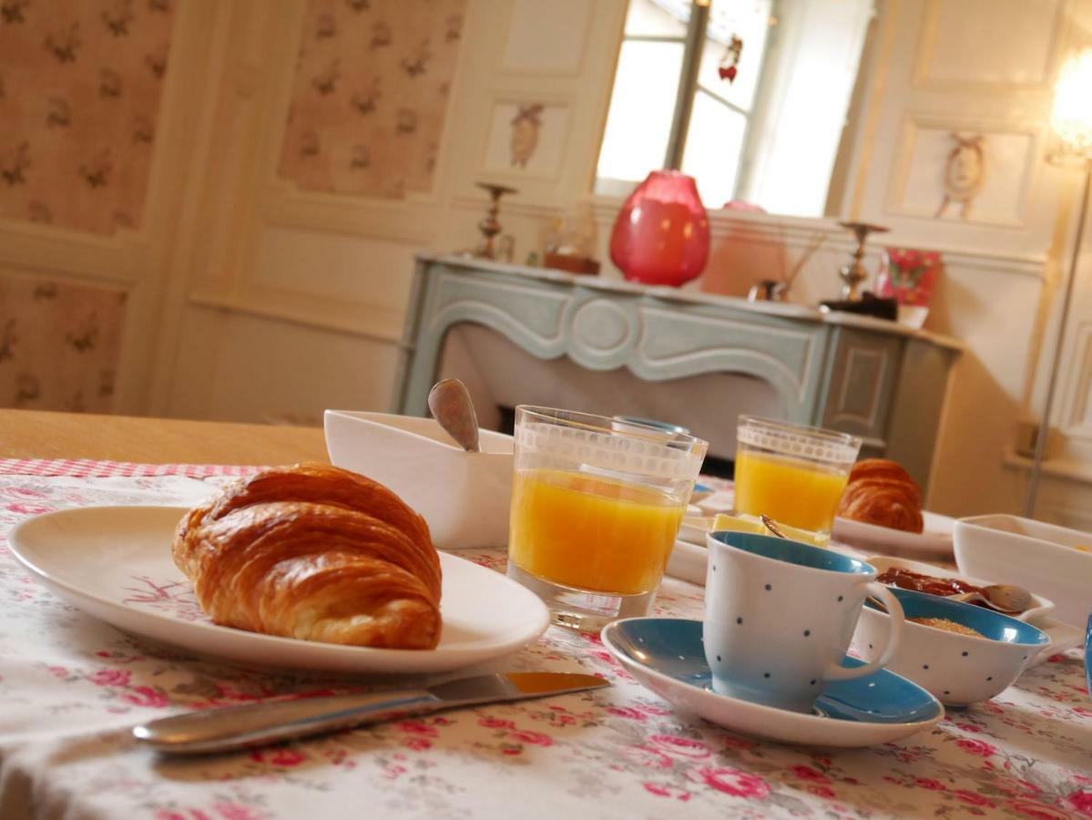 몽모리옹 L'Arbre D'Ange B&B 외부 사진