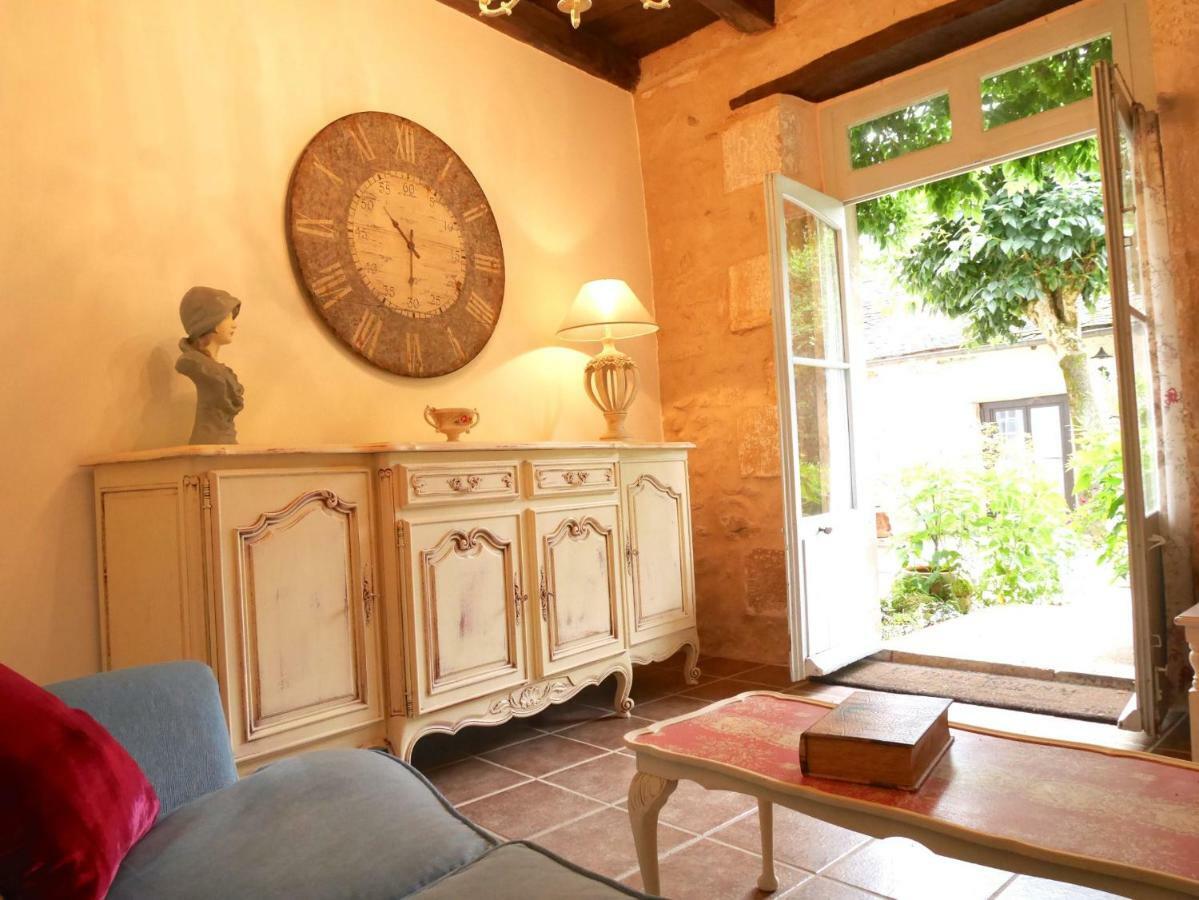 몽모리옹 L'Arbre D'Ange B&B 외부 사진