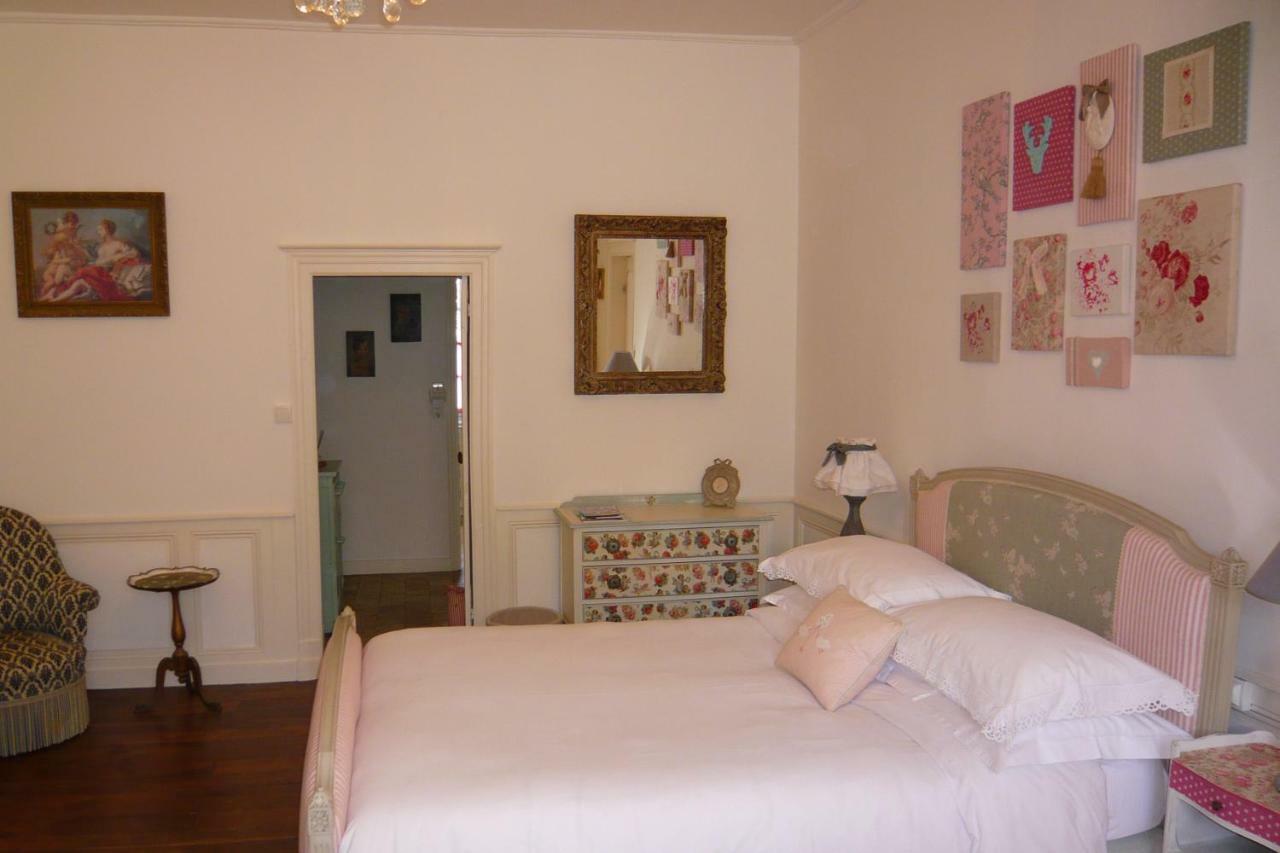 몽모리옹 L'Arbre D'Ange B&B 외부 사진